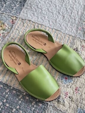 Menorquina D Estiu Spain Green Leather Slingback Sandals 40 9 Shoes